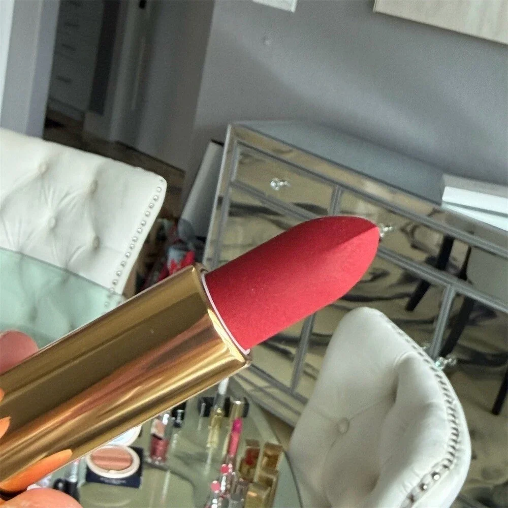 Gucci Rouge à Lèvres Mat Lipstick 509 Janie Scarlet Limited Edition BNIB